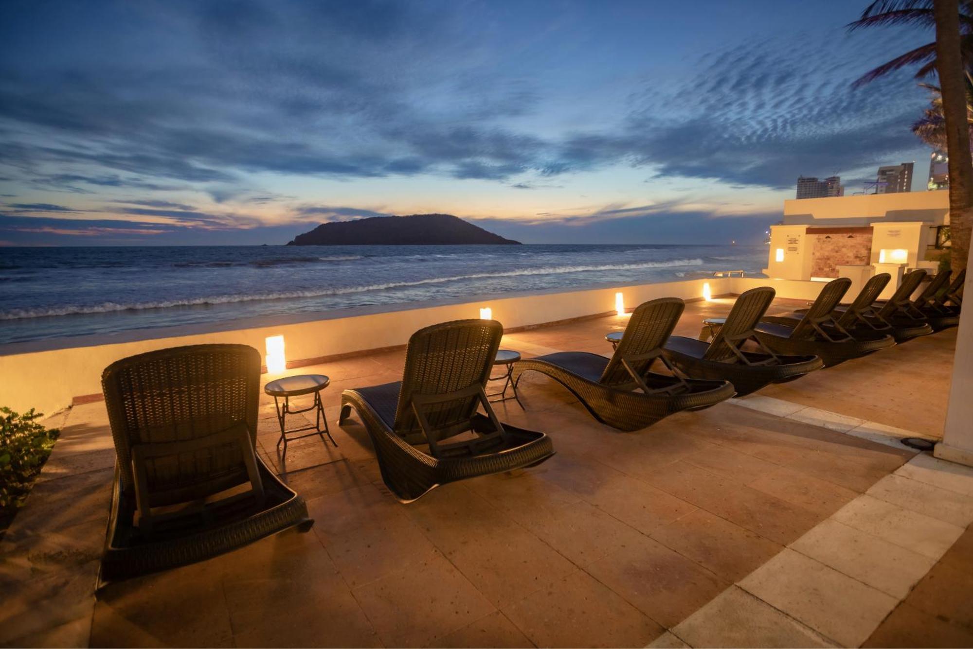 Best Western Hotel Posada Freeman Zona Dorada Mazatlan Dış mekan fotoğraf