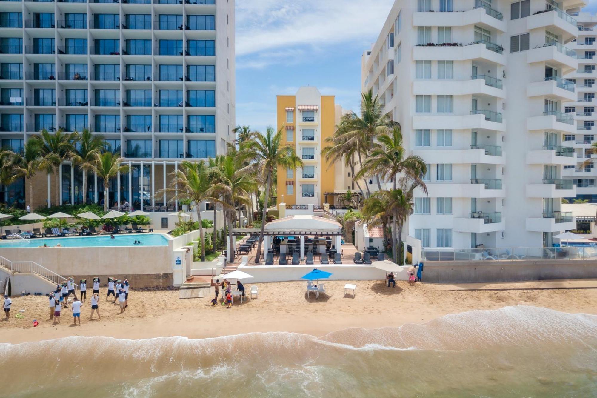 Best Western Hotel Posada Freeman Zona Dorada Mazatlan Dış mekan fotoğraf