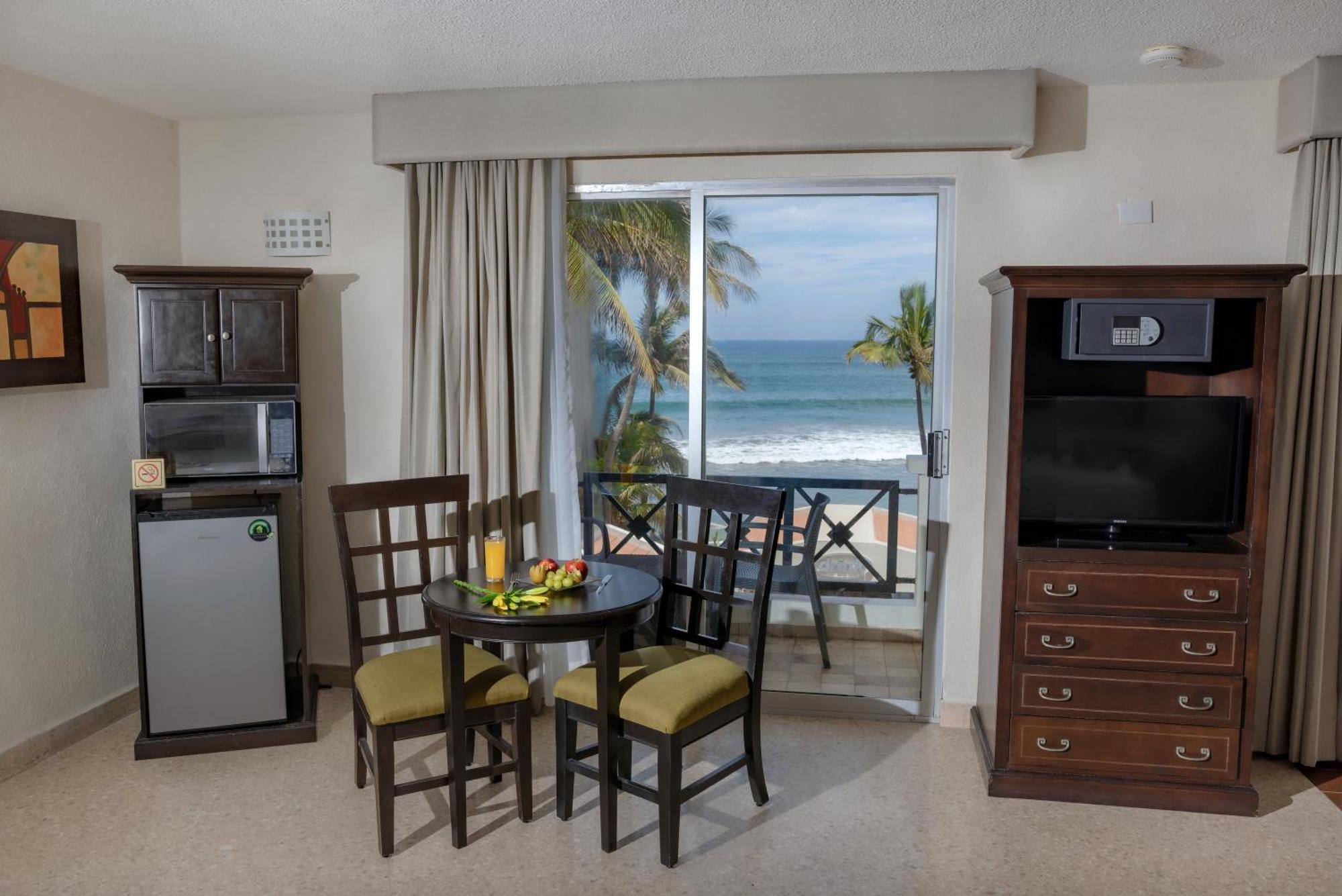 Best Western Hotel Posada Freeman Zona Dorada Mazatlan Dış mekan fotoğraf