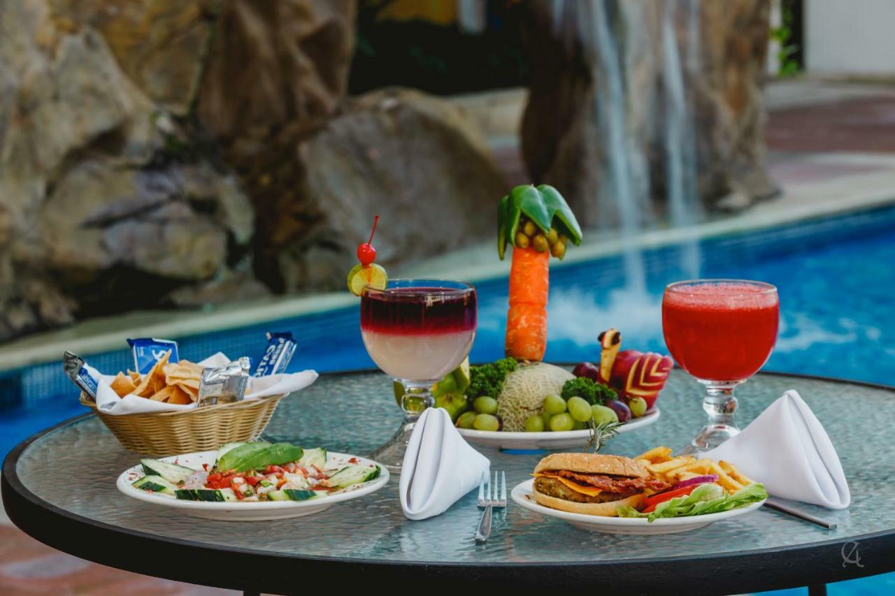 Best Western Hotel Posada Freeman Zona Dorada Mazatlan Dış mekan fotoğraf